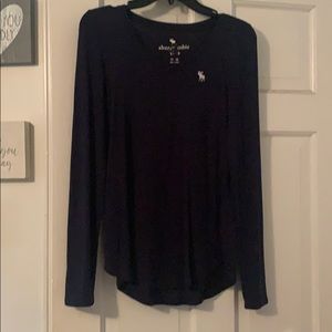 abercrombie kids long sleeve tee!